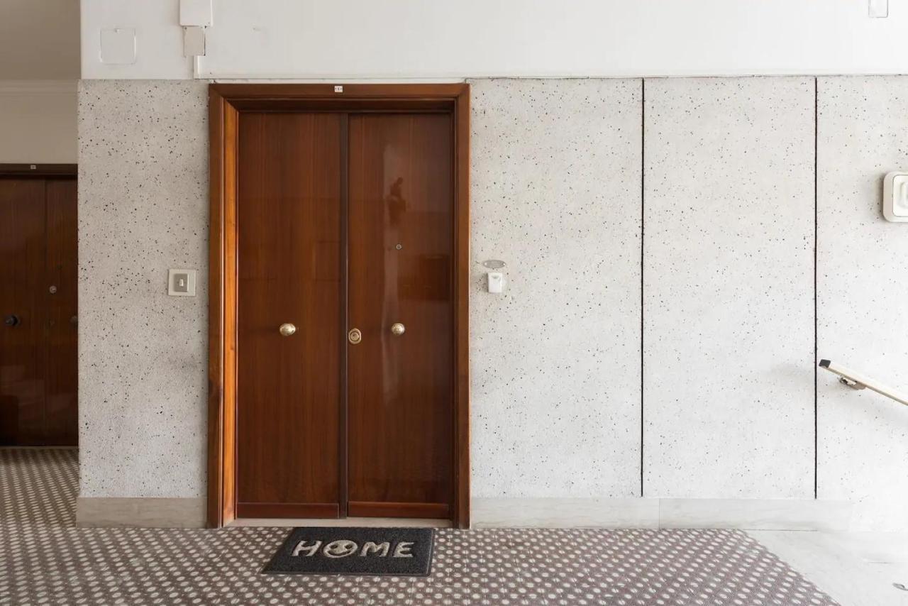 Interno 1 Ciampino Roma Luxury Apartment Con Balcone Buitenkant foto