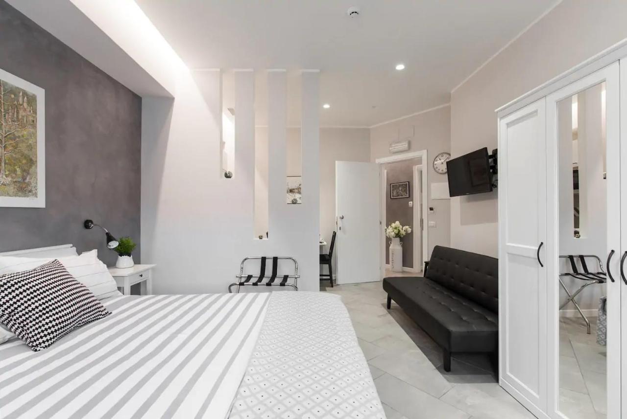 Interno 1 Ciampino Roma Luxury Apartment Con Balcone Buitenkant foto
